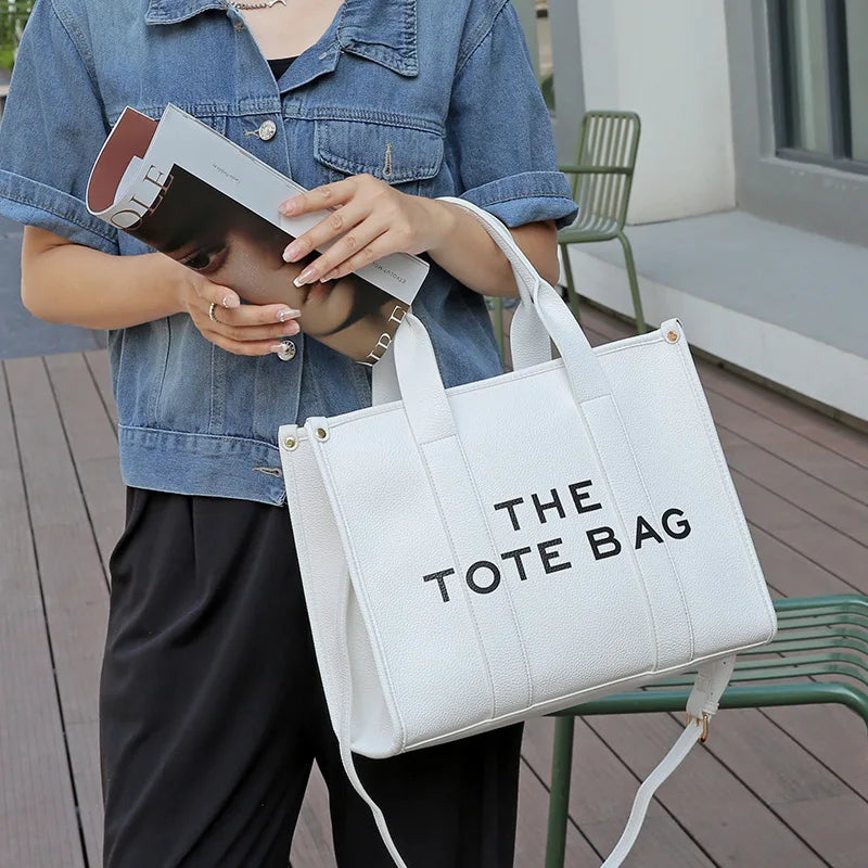 New product, new shoulder crossbody bag, high-end Korean letter tote bag, portable and lightweight cross-border bag