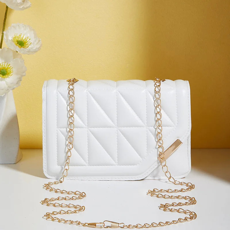 Solid color triangular diamond grid embroidered small square bag, crossbody bag, fashionable and versatile single shoulder bag