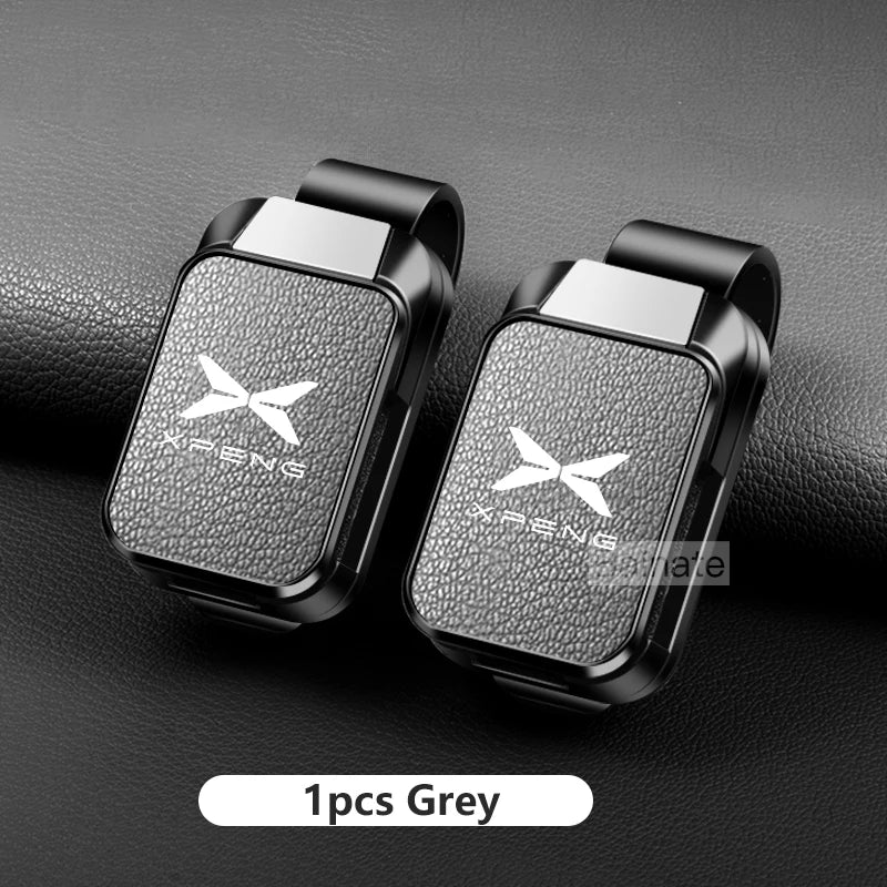 Car Sun Visor Glasses Case Storage, Leather Wear-Resistant Sunshade Sunglasses Holder, For XPENG G6 P7 G9 MONA M03 G3 P5 2025