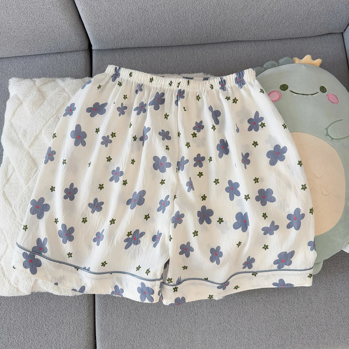 Women's Summer Pajamas, Thin Floral Pattern Short-Sleeved Shorts, Sweet and Cute, Can Be Worn Outside in Summer, Two-Piece Home Wear Set