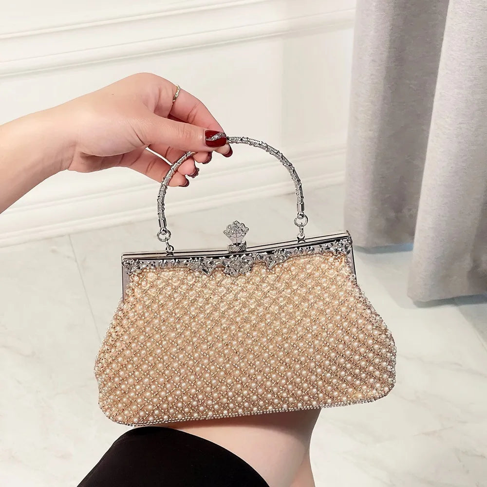 Purses and handbag luxury Designer Clutch purse handmade Pearl decoration Party Wedding Evening bag banquet bag