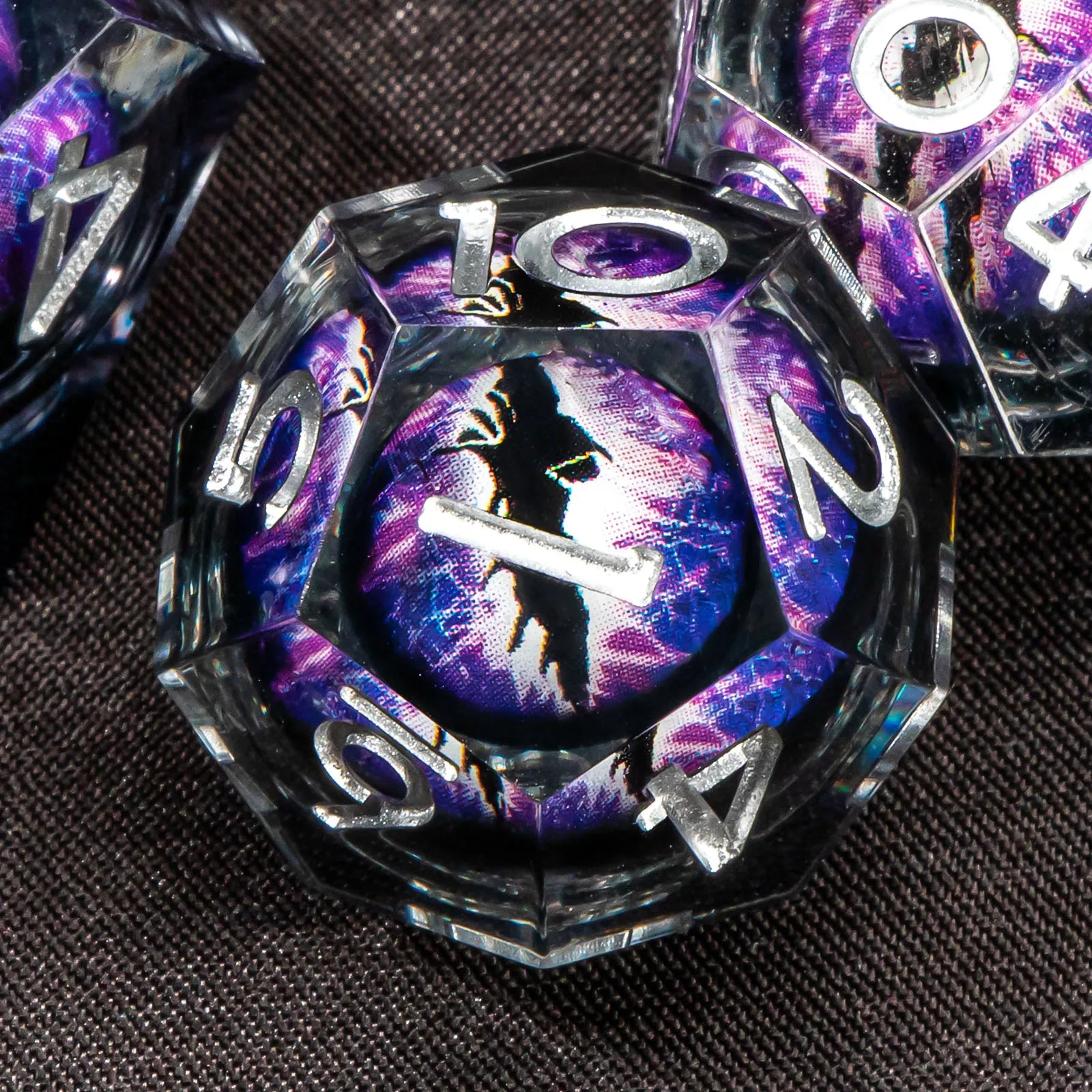 DND Liquid Core Dice Set D&D, Sharp Edge Resin Dungeon and Dragon Dice, Role Playing RPG D and D Dice D20 D12 D10 D8 D6 D4