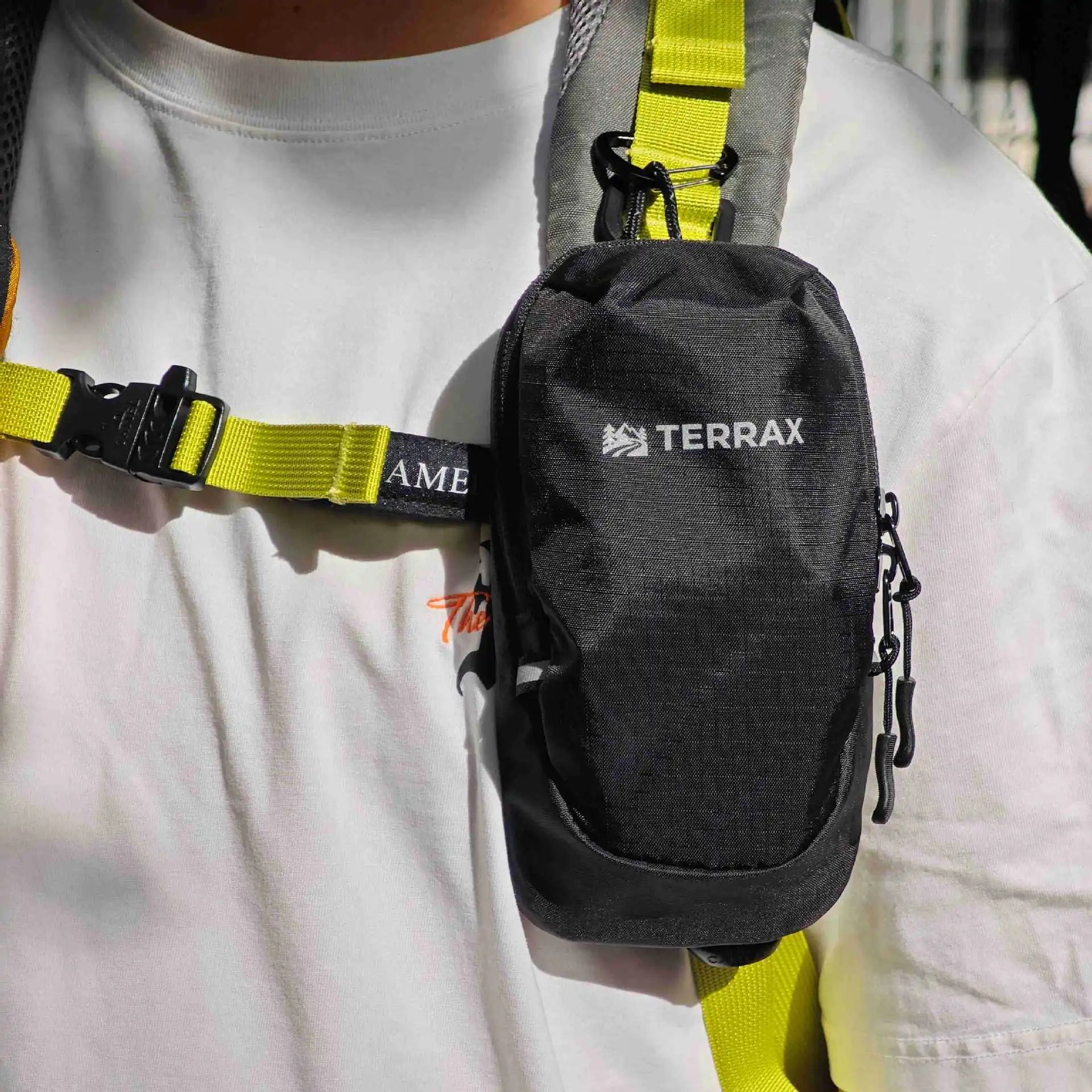 Portable Waterproof Outdoor Phone Pouch Backpack Hanging Bag Cycling Running Mini Shoulder Storage Sling Bag