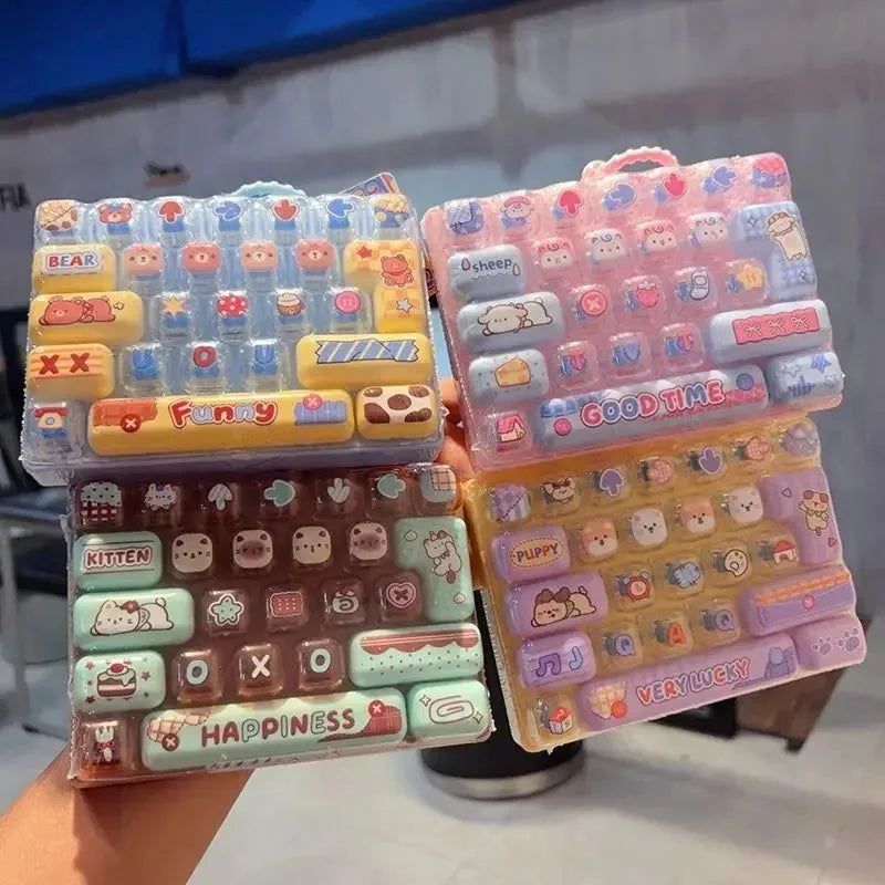 In Stock 26Grid Keycap /*Clicker Anti Stress Fidget Keyboard Keychain Decompression Button Cartoon Party Favor Gift 26구 키캡 키링