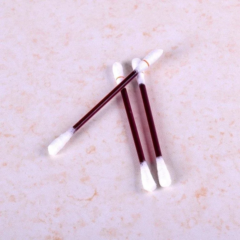 50PCS/Lot Medical Iodine Disposable Emergency Cotton Stick Iodine Disinfected Swab First Aid for Children Adults Baby