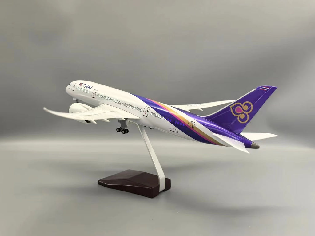 Scale Aircraft B787 Thailand Airways Model Plane 43cm Diecast Airplane Resin With Lights And Wheels Boys Collectible Miniatures