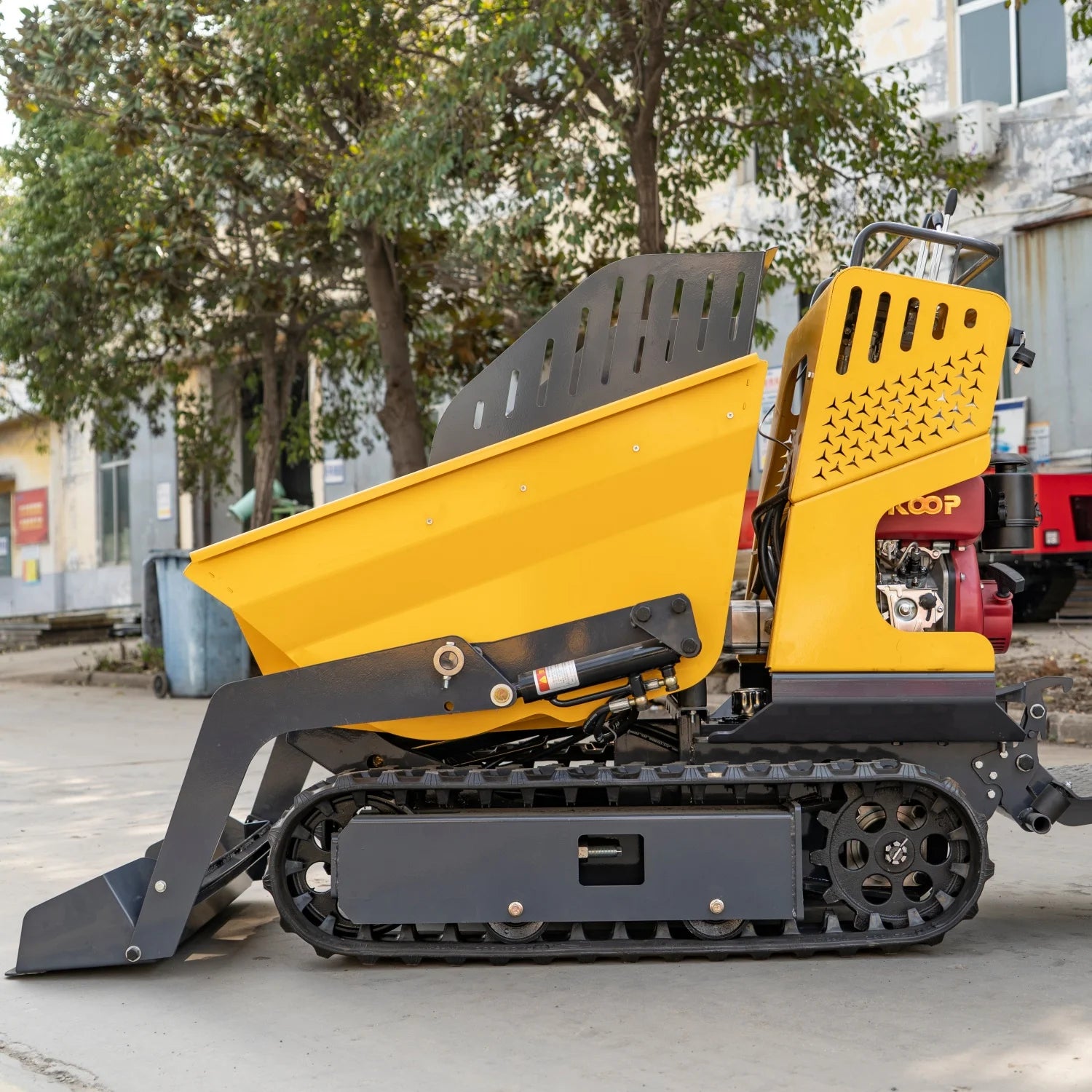 2026 Mini Dump Truck Customized Hydraulic Lifting High Load Capacity Self Propelled Crawler Type Mini Dump Truck