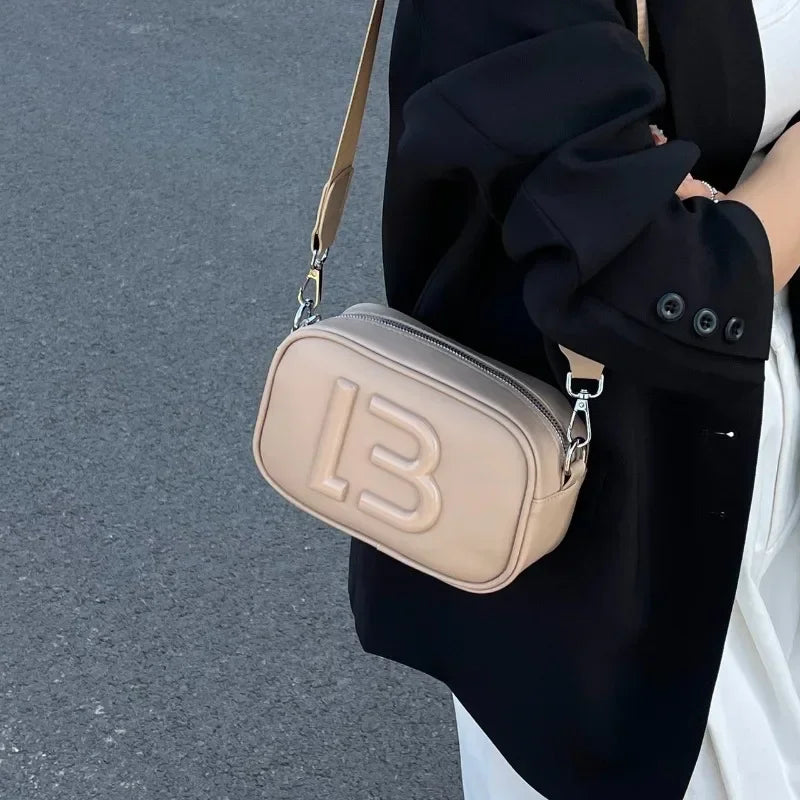 2026 New Luxury Ladies Fashionable Leather Crossbody Bag Trendy Commuter Elegant Women's Vintage Daily Bag
