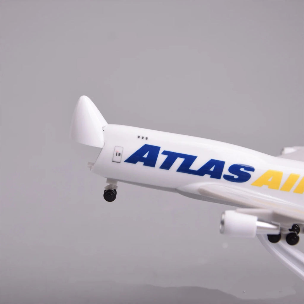 ATLAS AIR Cargo B747 Hatches Can Be Opened 20cm Scale Aircraft Model ABS Toys For Children Miniature Airplane Displays Gift