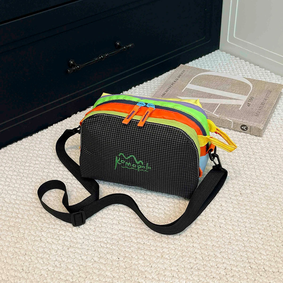 Trendy Personality Dopamine Rainbow Color Diagonal Cross Bag Large Capacity Outdoor Convenient Handheld Travel Makeup Bag