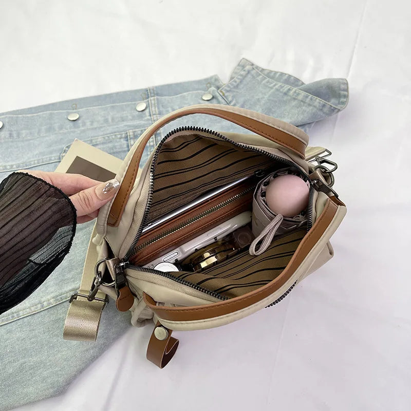 Fashion Women's Shoulder Bag Simple Multiple Pockets Crossbody Bag Decorated With Tassels Handbags Daily Commuting