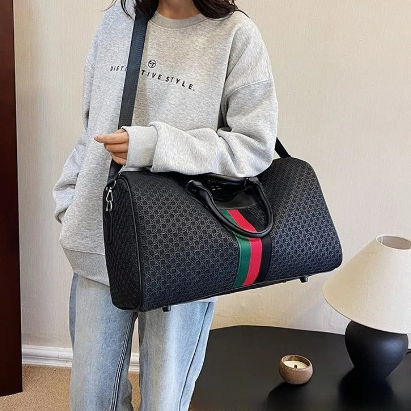 Trendy Unisex Travel Bag Waterproof Shoulder Crossbody Bag Large Capacity Sports Fitness Bag High Quality Casual Luggage Handbag