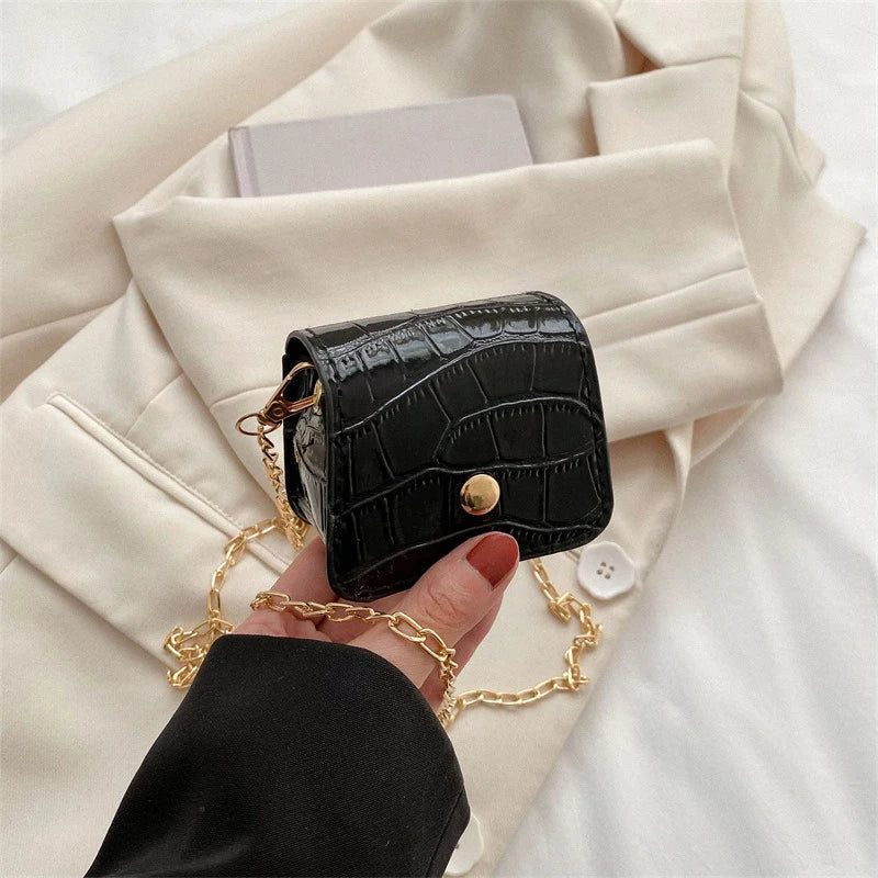 2025 Stylish Women's Mini PU Crocodile-Embossed Bag Decorative Coin Purse with Adjustable Metal Chain Strap Crossbody/Shoulder