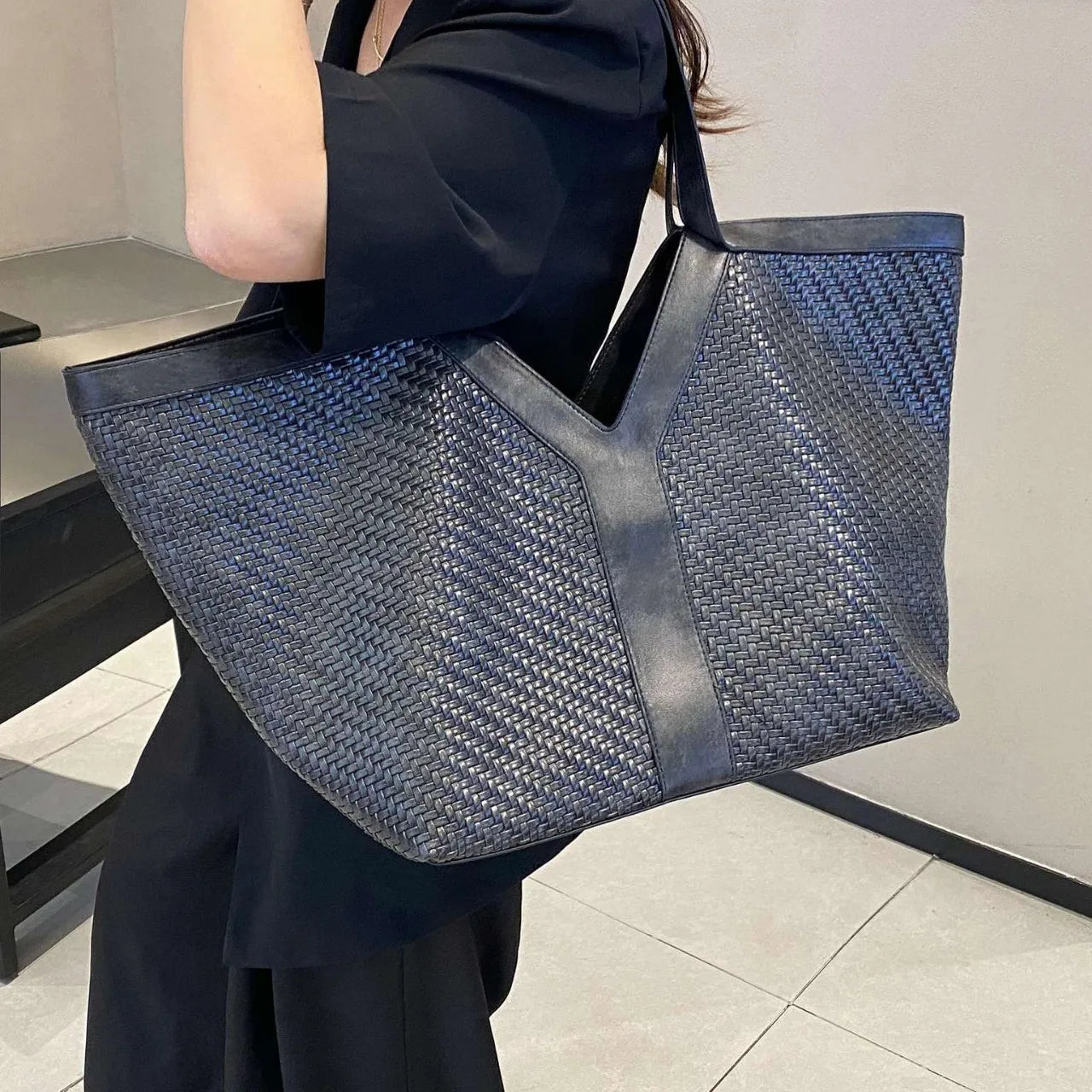 Trendy Design Simple Unique Leisure Diaper Bags For Ladies Luxury Brand Elegant Crossbody Bag Leather Tote
