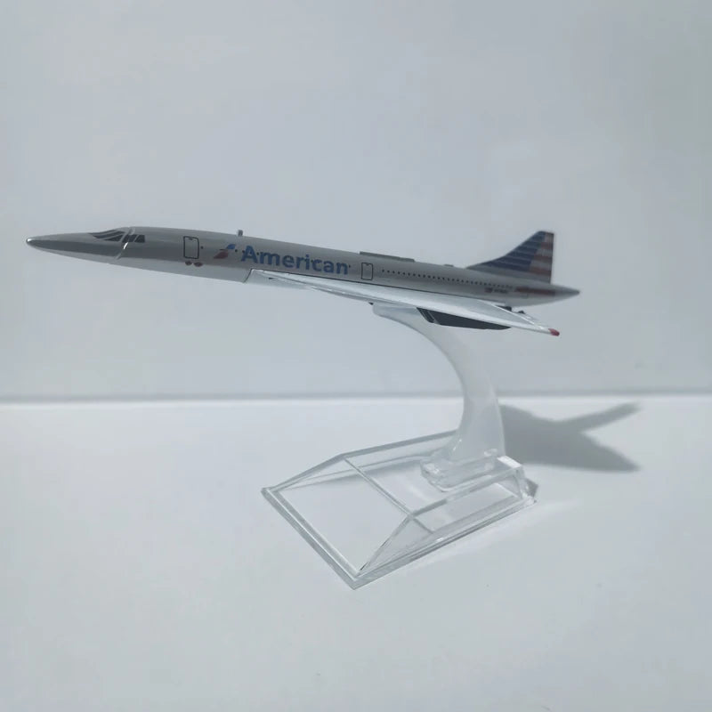 JASON TUTU 16cm Gulf Air Boeing 787 Plane Airplane Model Aircraft Model Diecast Metal 1/400 Scale Planes Gift Collection