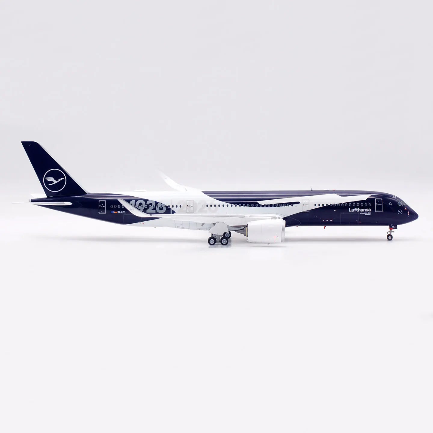 L2402 Alloy Collectible Plane Gift SQ Wings 1:200 Lufthansa "StarAlliance" Airbus A350-900 Diecast Aircraft Jet Model D-AIXL