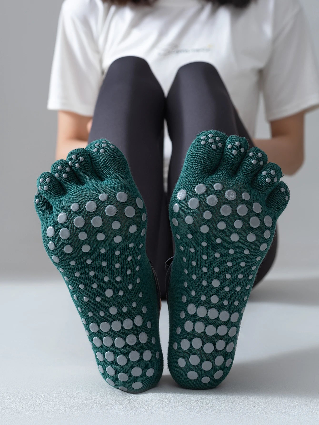 Women's gradient colored yoga non slip socks, professional non slip boat socks, Pilates breathable sports fitness socks
