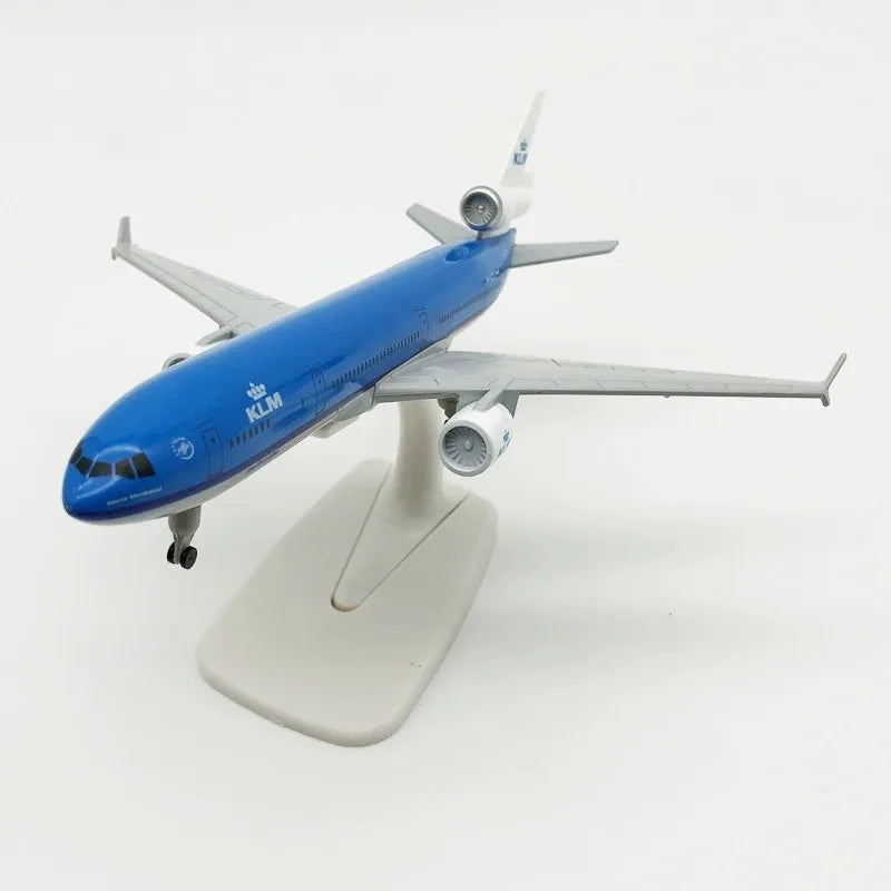 MD-11 Series Scale Aircraft 20cm South Korea MD11 UPS KLM Airways Metal Alloy Model Boys Toys Display Collection Aviation