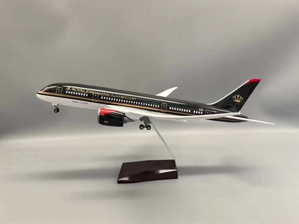 47cm 1:130 Scale Plane Model Toy Royal Jordanian B787 Airways Diecast Airplane Kit Resin Collectible Aircraft Toy With LED Base