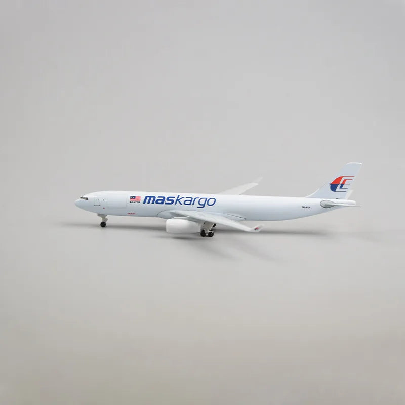 20cm Malaysia Cargo A330 Airplane Model Metal Diecast Model Plane Kit with Stand for Adult Collection Display or Toy Gift