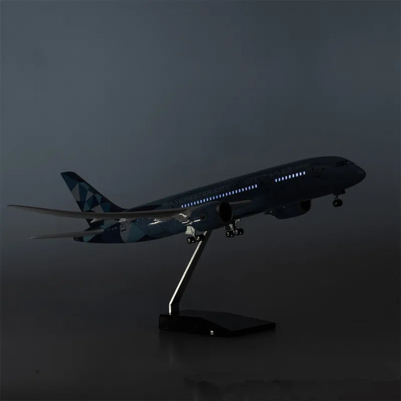 1:130 Scale Diecast Model Etihad Airways Boeing 787 Manchester City livery Resin Airplane Airbus Collection Display Toy