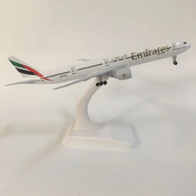 JASON TUTU 20CM United Arab Emirates Airline airbus A380 Plane Airplane Model Aircraft Model Diecast Metal Planes Collect Gifts