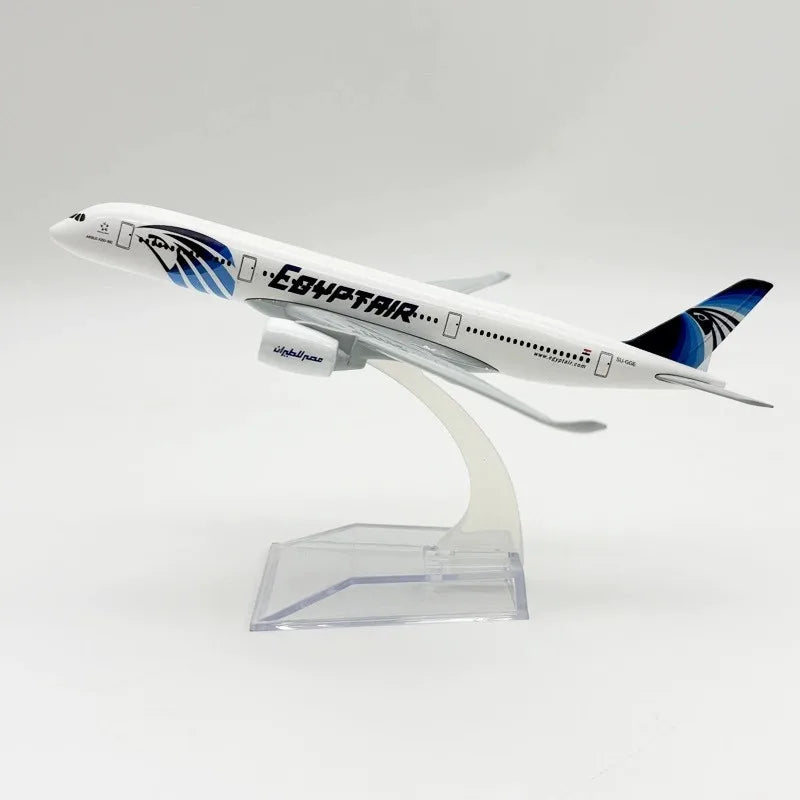 16CM Diecast Scale Egyptian Airways A350 Aircraft Simulation Alloy Finished Souvenir Collection Toy Gift Static Ornament