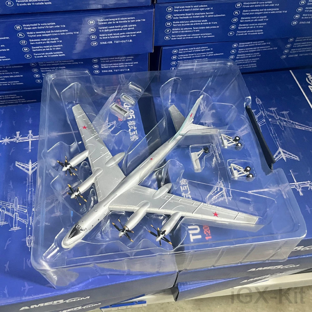 1/200 Scale Tupolev TU-95 TU95 Bear Type Strategic Bomber Aircraft Metal Military Diecast Plane Model Collection or Gift Display
