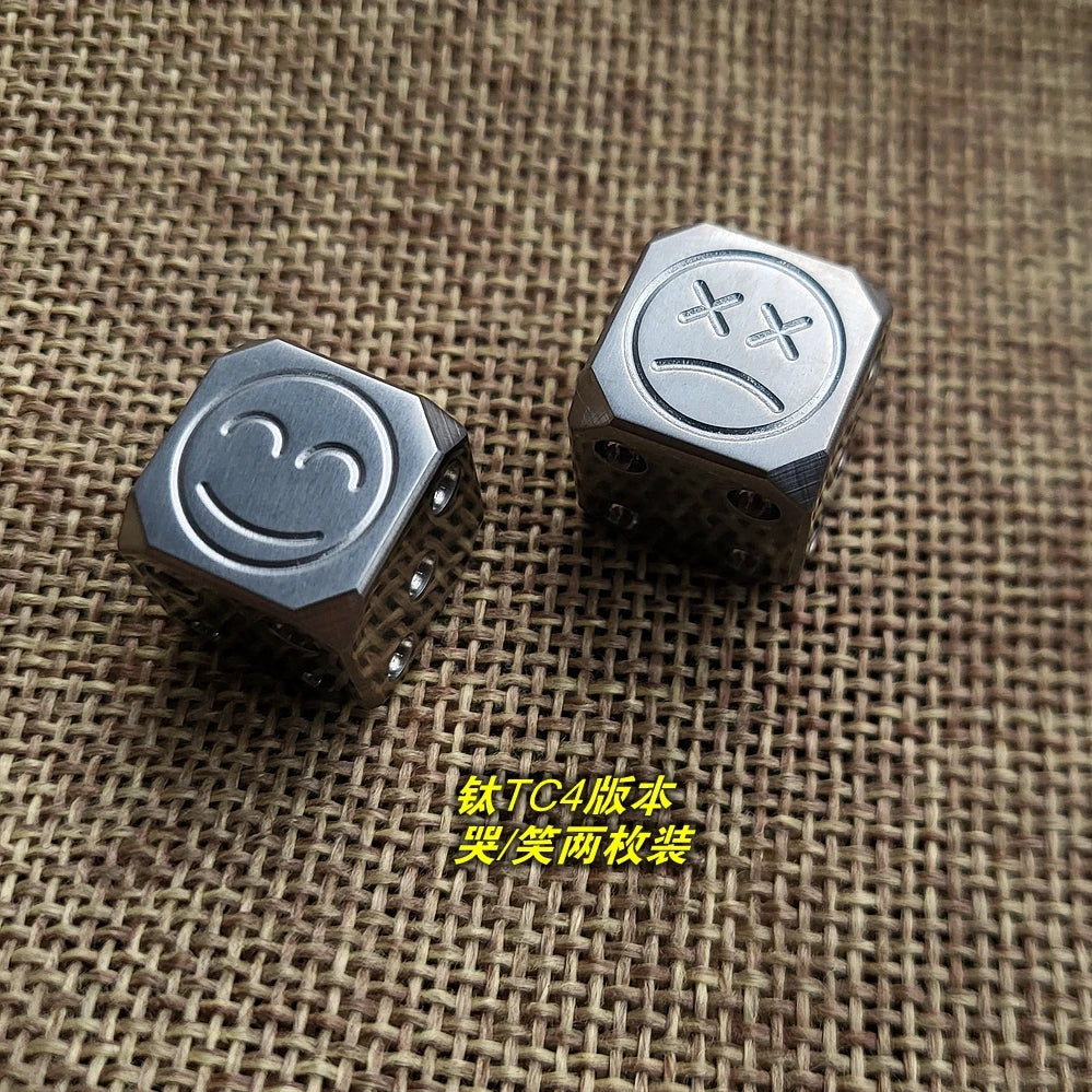 2 Pcs TC4 Titanium Alloy Dice Outdoor EDC Cool Small Tool Gray Round Titanium Dice Finger-guessing Bar Tool Outdoor