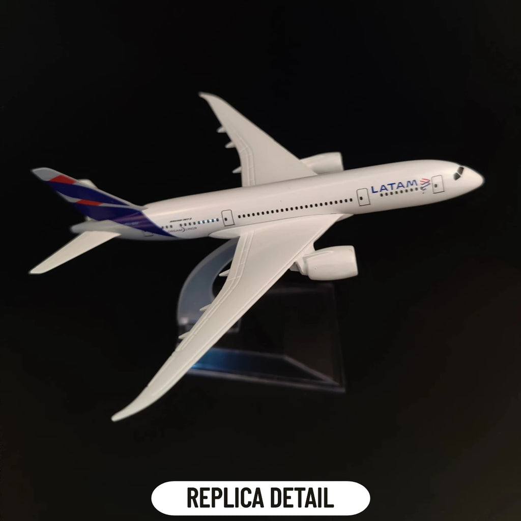 Scale 1:400 Metal Diecast Airplane Replica 15cm Airlines Boeing Airbus Model Aircraft 320 350 380 747 777 787 Miniature Toy