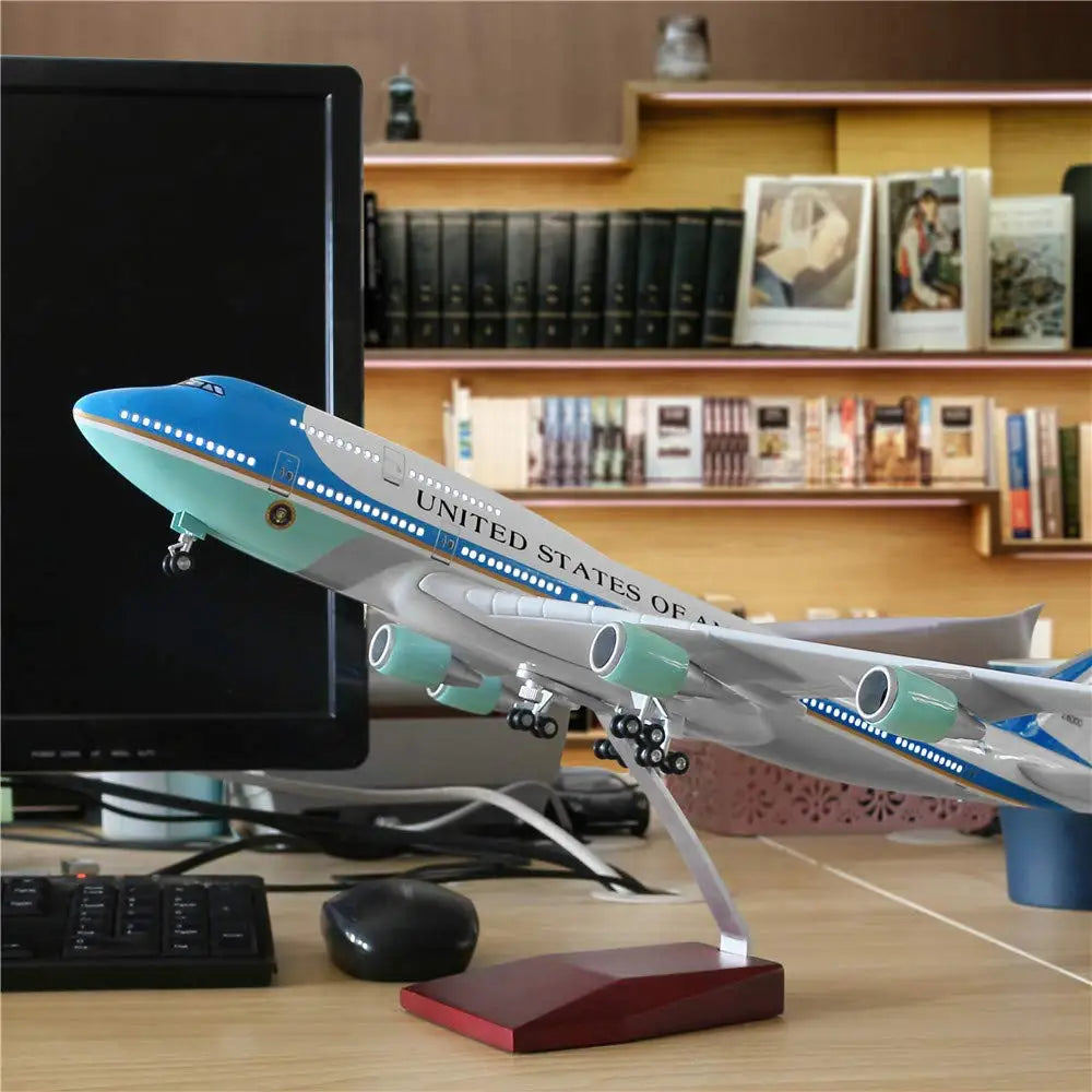 Resin 46cm Air Force One Boeing 747 Plane Model Airplane Model Aircraft Model 1/160 Scale Diecast Toy Airplanes Planes W Light
