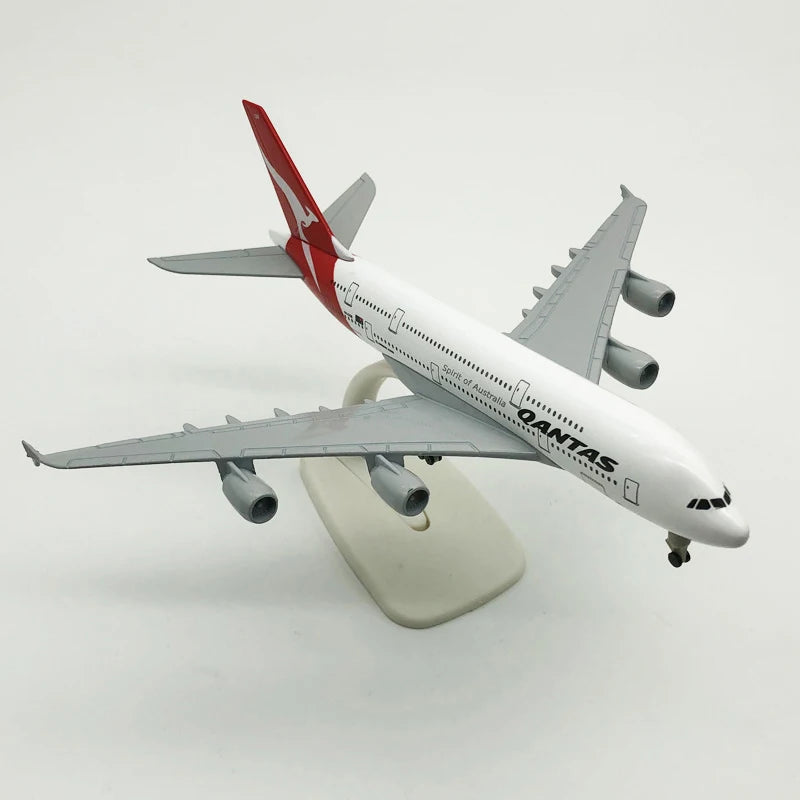20CM Simulation Alloy Aircraft Australia 380 Airlines Plane Models With Landing Gear Kids Gifts Collection Aircraft Toy