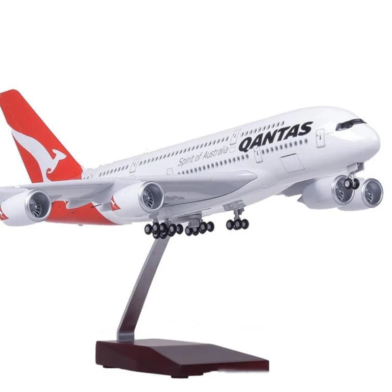Scale 47CM Airplane 380 Educational Toys A380 QANTAS Airline Model W Light and Wheel Diecast Plastic Resin Plane For Collectio
