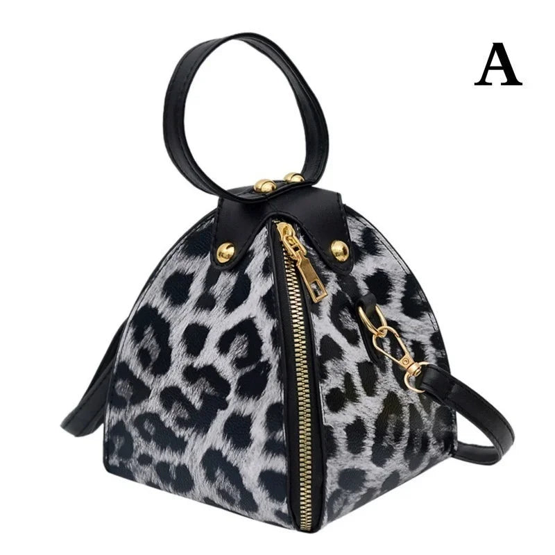 1 Pcs Korean Women's One Shoulder Handbag Various Styles Cute Wallet Purse Wave Portable Triangle Bag Korean Fashion Girl Bag