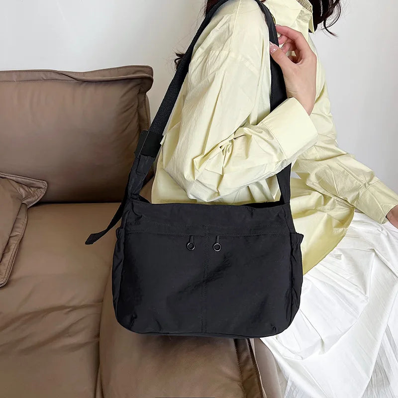 Waterproof Nylon Cloth Bag Large Capacity Tote Bag Fashion New Casual Sports Wind Single Shoulder Crossbody Bag Bag