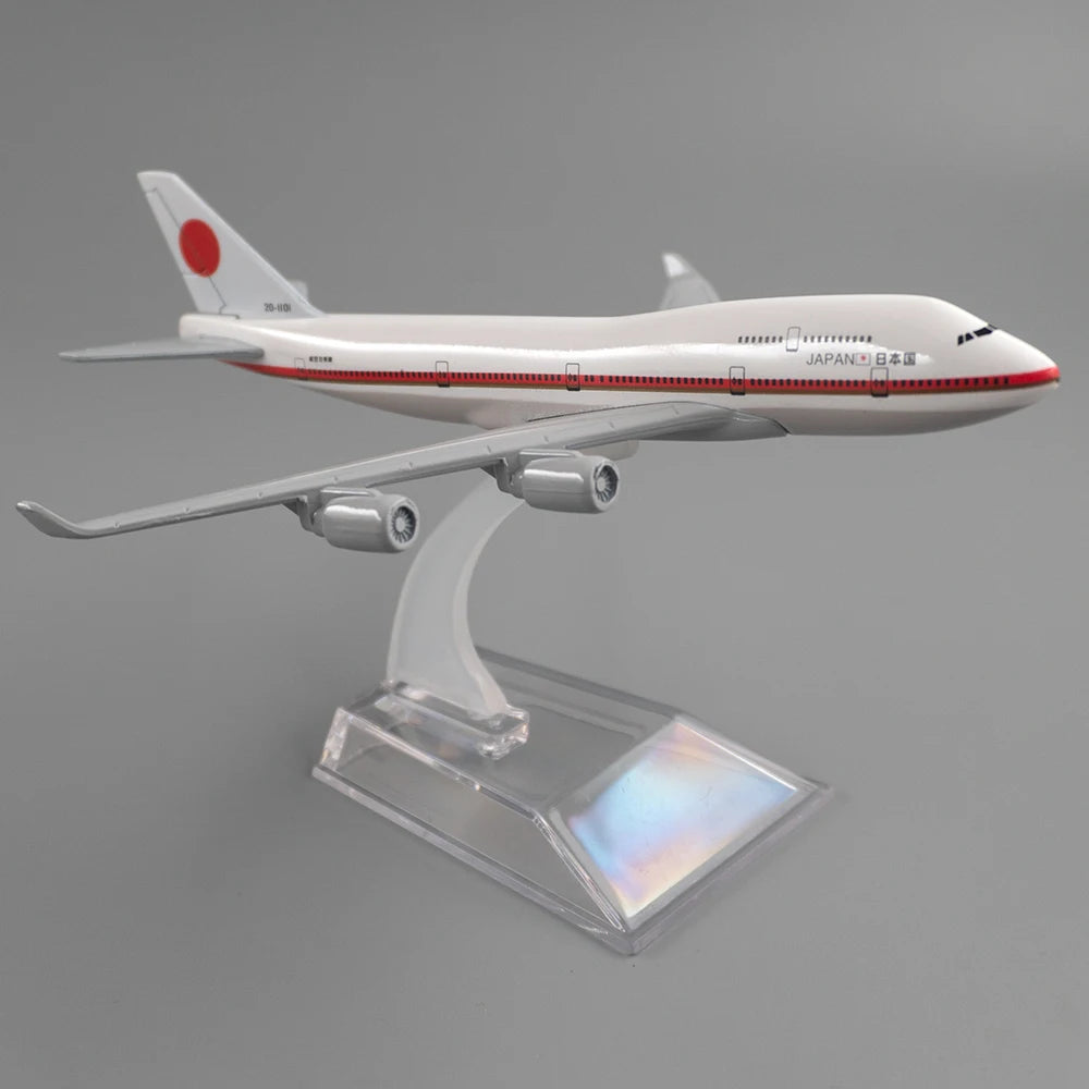 1/400 Aircraft Japanese Air Force One Boeing 747 16cm Alloy Plane Model Toys Children Kids Gift for Collection Decoration