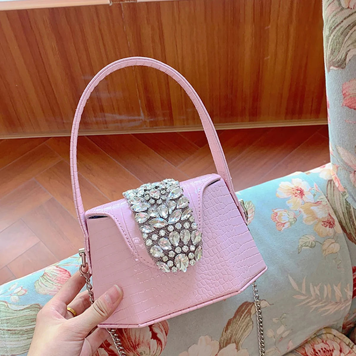 2025 Luxury Designer PU Leather Women's Wallets Party Bags High Quality with Button Closure Glamorous for Dinner Parties OEM/ODM