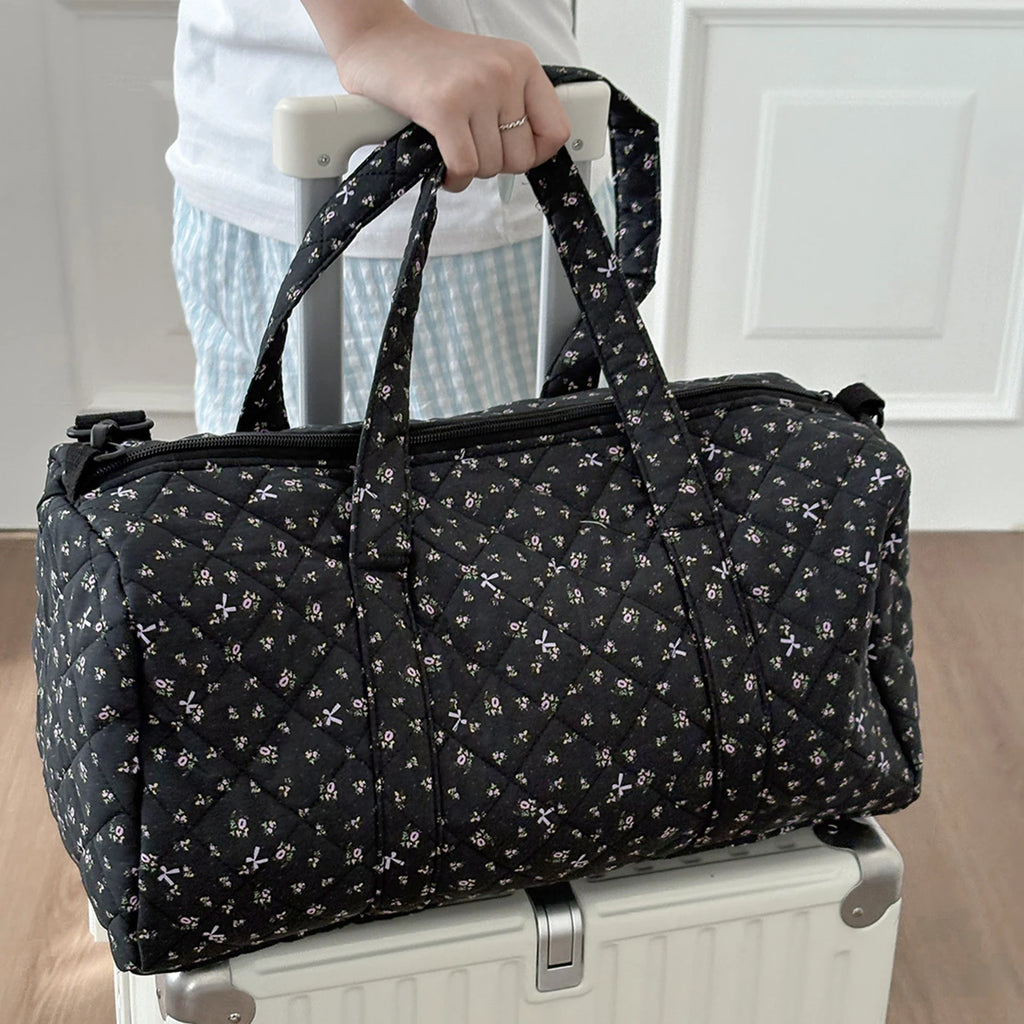 Cotton Quilted Travel Bag with Zipper Gym Bag Floral Print Overnight Bag for Women Weekend Travel Shopping