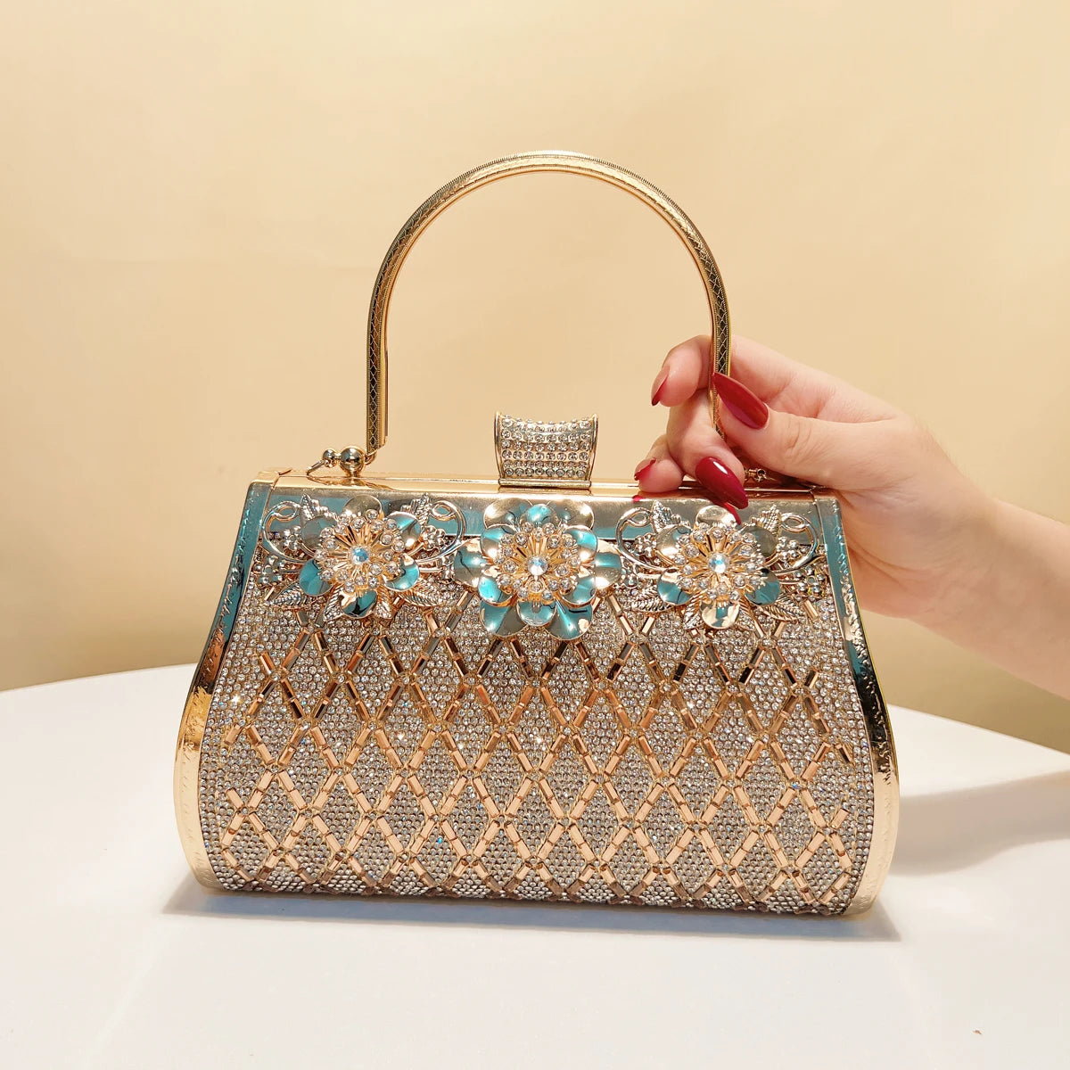 Bucket Design Women Clutch Bags Golden Metal Luxury Acrylic Evening Bags Box Holder Rhinestones Glitter Handbags Purse