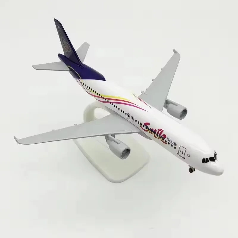 20cm Thai Smile A320 Airplane Model Toy 1/300 scale Metal Diecast plane Model with Stand＆wheel for Collection Display or Gift