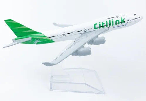 Airplane Scale 1/400 747 Series Toys plane Air Force One B747 Alloy Metal Toys and Hobbies Diecast W Wheels Souvenir Plane