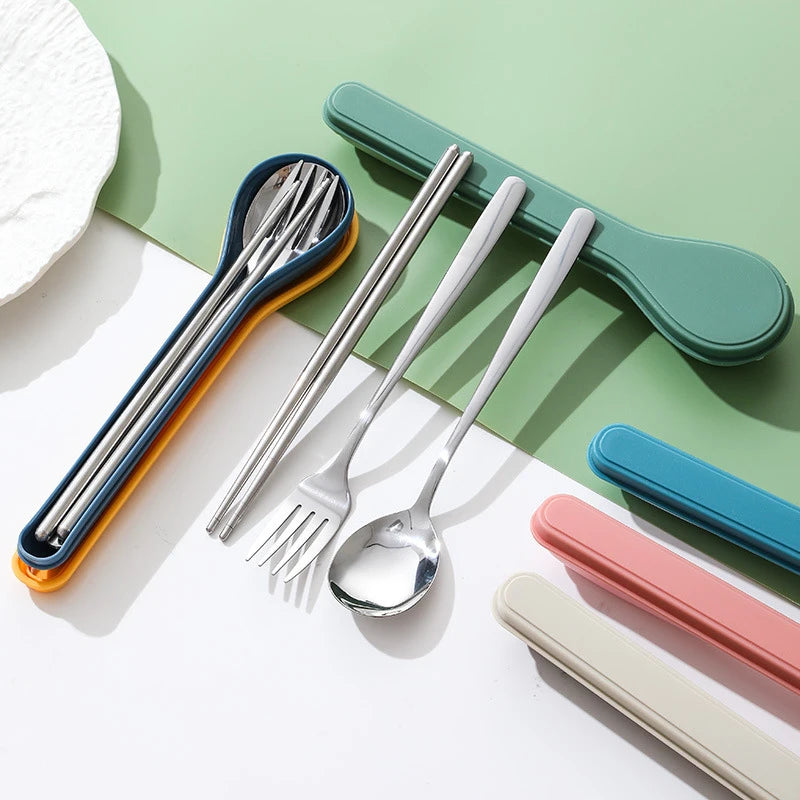 New Four Piece Cutlery Set With Box Stainless Steel Korean Cutlery Spoon Fork Chopsticks Spoon Shape Box Cutlery Travelling