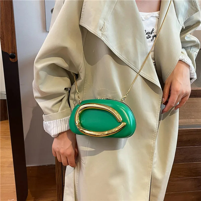 Retro Gold Metal Handle Women Clutch Bag PU Leather Chain Shoulder Crossbody Bag Mini Evening Purse for Party Wedding Daily Use