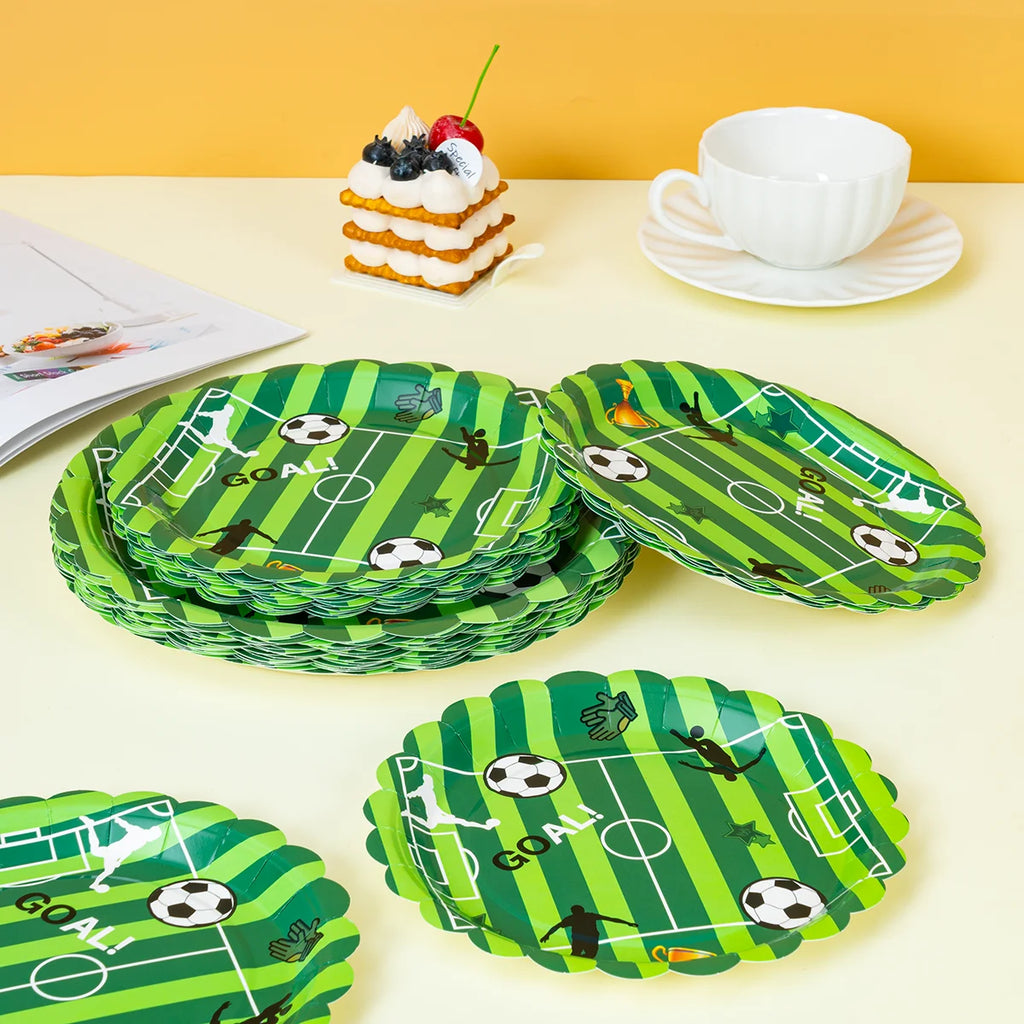 Green Soccer Pitch Scalloped Disposable Paper Plates 7/9 Inch Round Plates for Kids Football World Cup Party Supplies