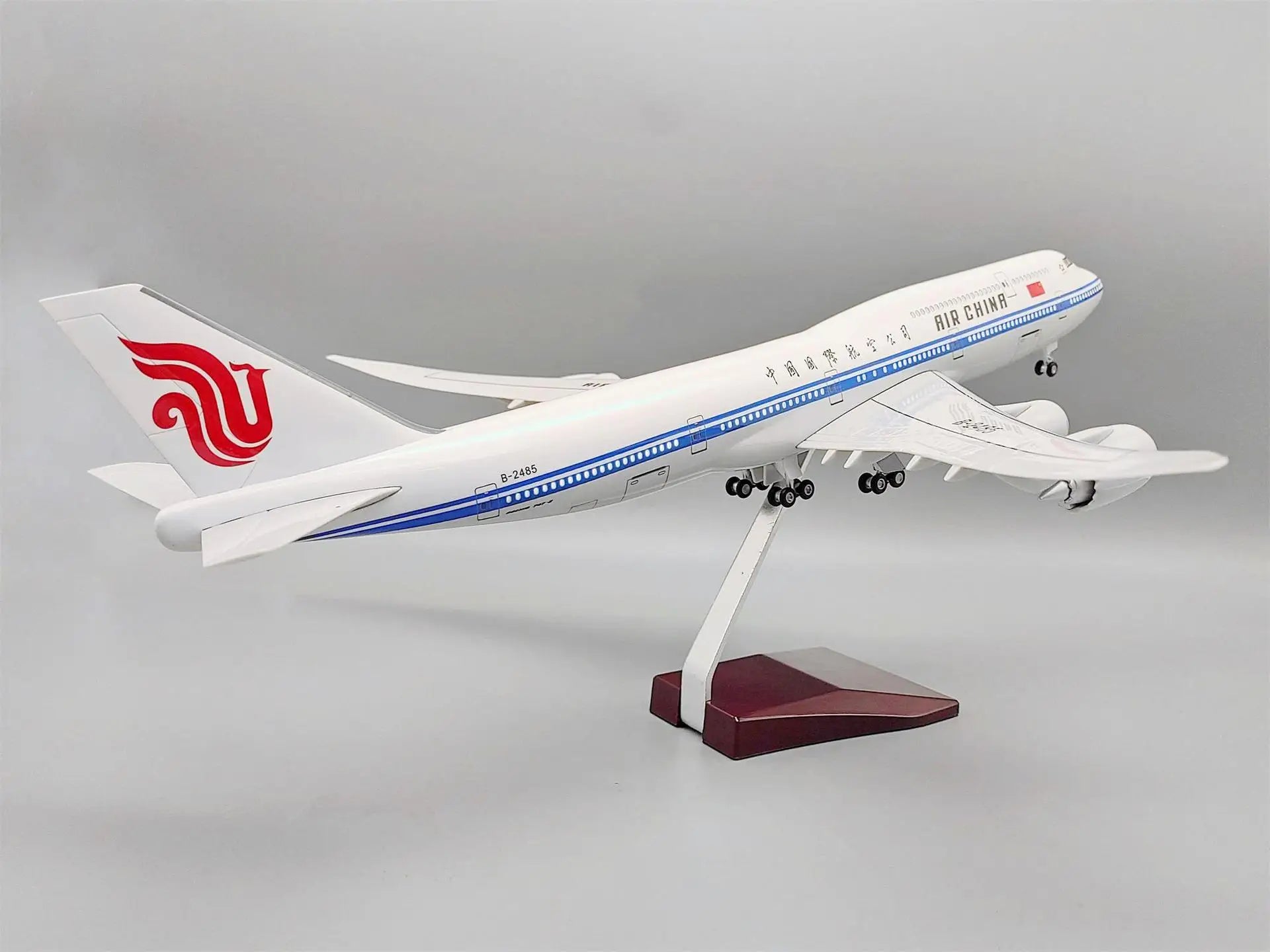 Resin Air China 747 Model Airplane 47CM 1:150 Scale With Wheel LED Light Diecast Airplanes For Collection Gift By Aviatio