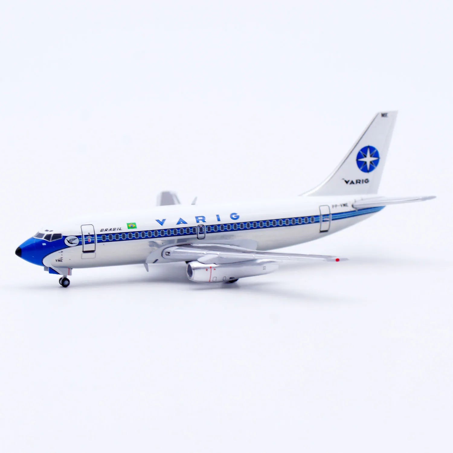 XX40253 Alloy Collectible Plane Gift JC Wings 1:400 Varig Boeing B737-200 [Polished] Diecast Aircraft Jet Model PP-VME
