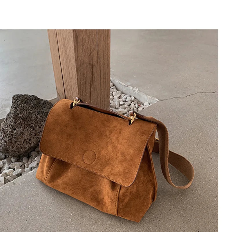 Women'S Large Capacity Crossbody Bag Elegant Button Closure, Casual Handbag, Sleek Design, Versatile Daily Commuters Tote Bags