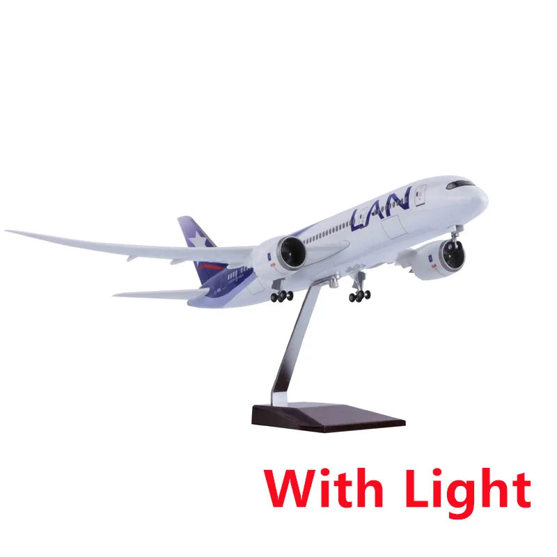 B787 Plane Model 47CM Chile LAN Airline airplane kids toys Model 1/130 scale Miniature With Light and Wheel for Collection