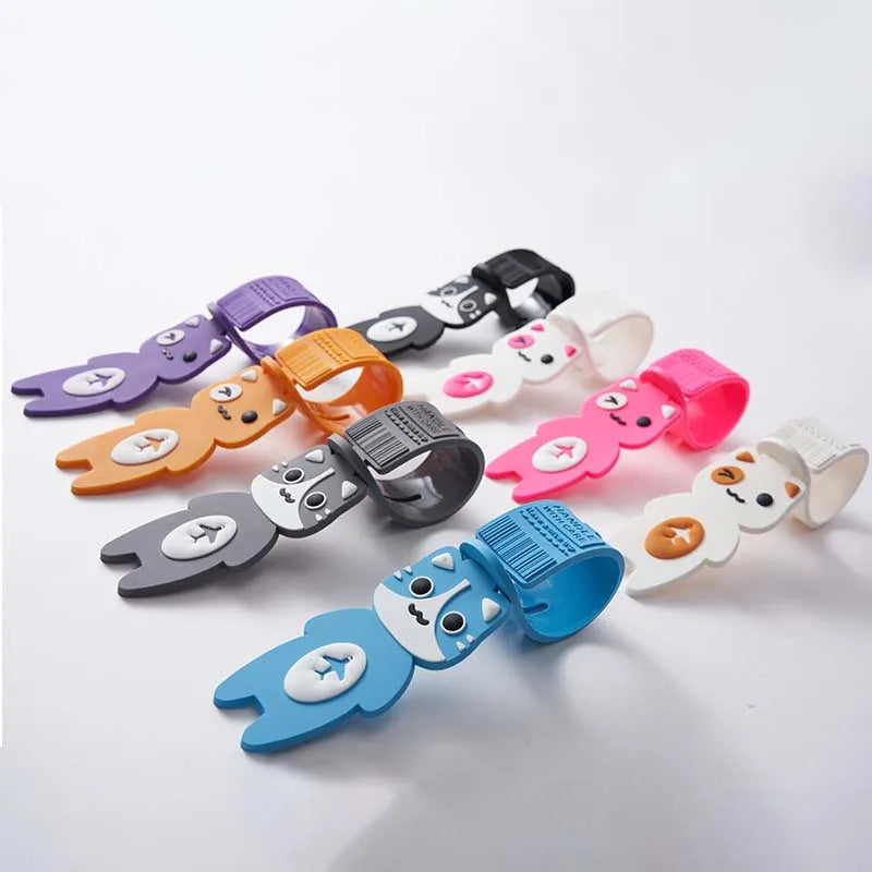 2pcs， Cute cat shaped luggage tag, creative foldable travel tag, suitable for travel accessories in handbags and suitcases, port