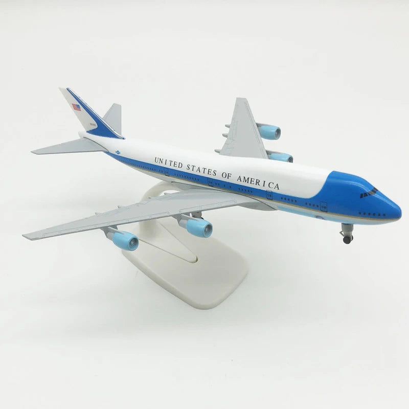 Alloy Aircraft United States Air Force One B747 Airlines Plane Models With Landing Gear Kids Gifts Collection Aircraft Toy